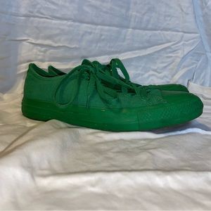 Monochrome Green Converse